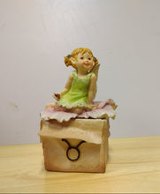 Carica l'immagine nel visualizzatore di Gallery, FATA - "BABYFAIRY" - SEGNO ZODIACALE - PORTAGIOIE BOX - TORO