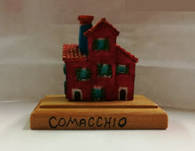 Carica l'immagine nel visualizzatore di Gallery, CASE - COMACCHIO