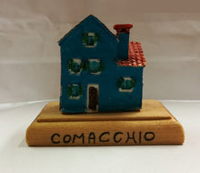 Carica l'immagine nel visualizzatore di Gallery, CASE - COMACCHIO