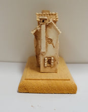 Carica l'immagine nel visualizzatore di Gallery, CASE - COMACCHIO