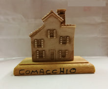 Carica l'immagine nel visualizzatore di Gallery, CASE - COMACCHIO