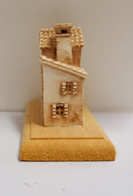 Carica l'immagine nel visualizzatore di Gallery, CASE - COMACCHIO