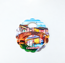 Carica l'immagine nel visualizzatore di Gallery, Calamita Magnete - COMACCHIO - gip - SOTTOBICCHIERE SOTTOMOKA APRIBOTTIGLIA -PONTE SAN PIETRO
