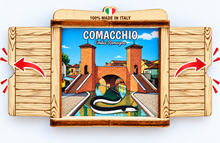 Carica l'immagine nel visualizzatore di Gallery, Calamita Magnete - COMACCHIO - ipidee - LEGNO - FINESTRELLA LEGNO NATURALE
