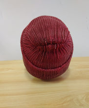 Carica l&#39;immagine nel visualizzatore di Gallery, TESCHIO - SCHELETRO - TESCHIO CON CUFFIA ROSSA
