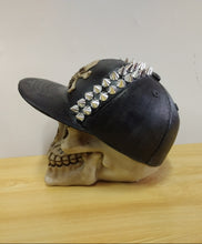 Carica l&#39;immagine nel visualizzatore di Gallery, TESCHIO - SCHELETRO - TESCHIO CON CAPPELLO SPERONATO
