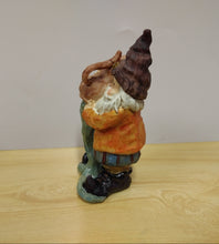 Carica l'immagine nel visualizzatore di Gallery, WOODY - GNOMO SEGNO ZODIACALE ACQUARIO - GNOME ZODIAC SIGN AQUARIUS
