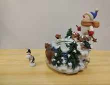 Carica l'immagine nel visualizzatore di Gallery, CARILLON - NATALE - PUPAZZO DI NEVE &amp; PINGUINI BALLERINI
