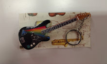 Carica l'immagine nel visualizzatore di Gallery, PORTACHIAVI - CHITARRA 03

