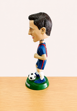 Carica l'immagine nel visualizzatore di Gallery, CALCIO - BARCA ROBERT N° 9
