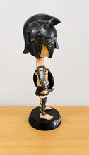 Carica l'immagine nel visualizzatore di Gallery, GLADIATORE ROMANO
