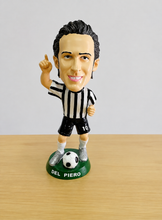 Carica l'immagine nel visualizzatore di Gallery, CALCIO - ALESSANDRO PINTURICCHIO N° 10
