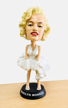 Carica l'immagine nel visualizzatore di Gallery, MOVIE - MARILYN
