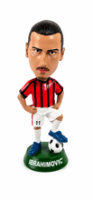 Carica l'immagine nel visualizzatore di Gallery, CALCIO - ZLATAN N° 11
