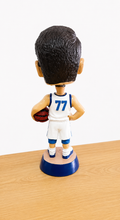 Carica l'immagine nel visualizzatore di Gallery, BASKET LUKA N° 77
