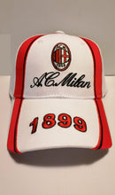 Carica l&#39;immagine nel visualizzatore di Gallery, CAPPELLO UFFICIALE MILAN 04
