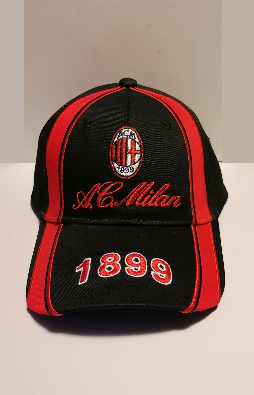 CAPPELLO UFFICIALE MILAN 05