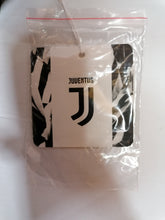 Carica l&#39;immagine nel visualizzatore di Gallery, CAPPELLO UFFICIALE JUVENTUS 01
