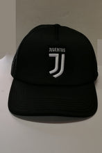 Carica l&#39;immagine nel visualizzatore di Gallery, CAPPELLO UFFICIALE JUVENTUS 03
