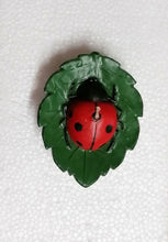 Carica l&#39;immagine nel visualizzatore di Gallery, COCCINELLA CANDELA
